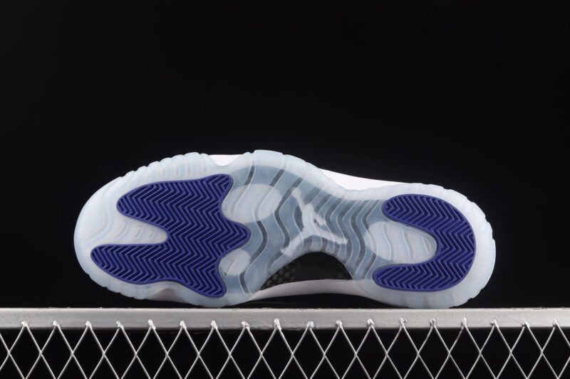 Air jordan 11 space jam 2.jpg