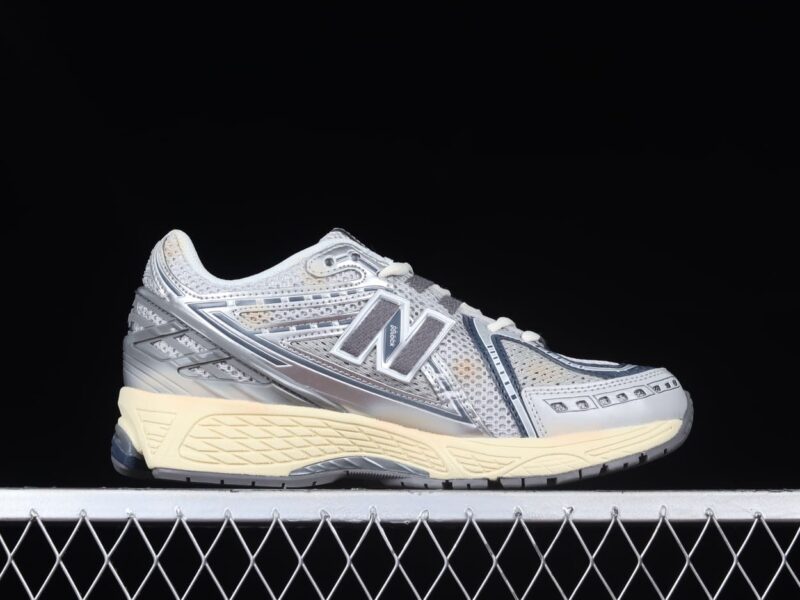 New Balance 1906R thisisneverthat The 2022 Downtown Run 1.jpg